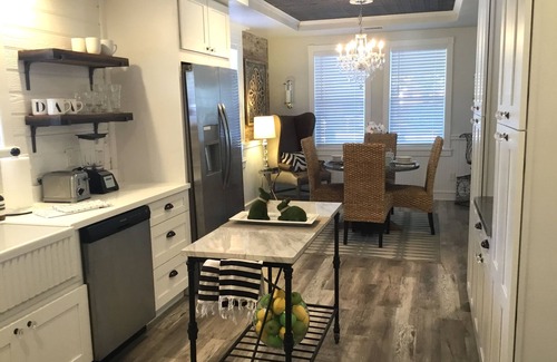 Clarkdale Cabaña | Luxury Meets Historic in This Boutique One of a Kind Clarkdale Getaway