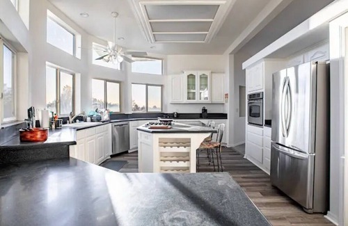 Valley Center Casa | Luxury Meets Tranquility Fire Pit & Grill