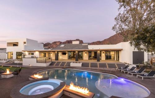 Arcadia Casa | Luxury Micro-Resort, Theater, Sauna, Heated Pool