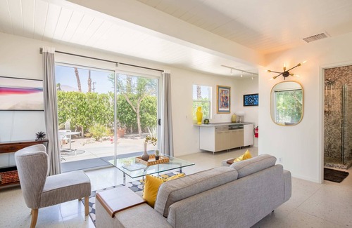 Racquet Club South Casa | Luxury Mid Century Oasis in Palm Springs