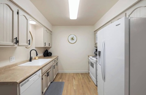 Brookline Station Apartamento | This house is a 2 bedroom(s), 1 bathrooms, located in Springfield, MO.