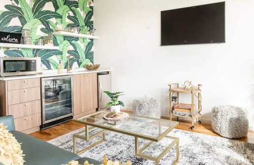 Missionary Ridge Casa | Luxury Modern, Down Town Retreat, Pet Friendly