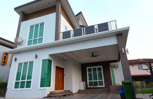 Kubang Kerian Casa | LUXURY Modern House Kubang Kerian UNIFI 4 Bedrooms
