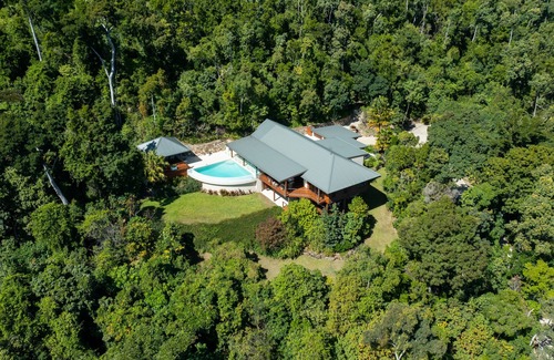 Jubilee Pocket Casa | Luxury mountain & ocean view house is situated on over 2 acres of land