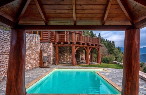 Karpenisi Chalet De Esquí | Chalet de montaña de lujo, con sauna privada y piscina (planta baja)