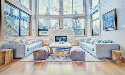 Nordic Estates Chalet De Esquí | Luxury mountain chalet with 6 bedrooms