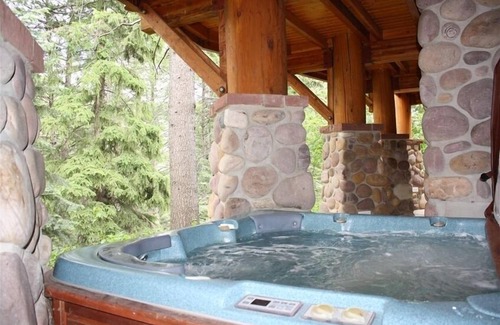 Sundance Cabina | Casa de montaña de lujo. 6 dormitorios, 5. 5 baños. Teatro, Bañera de hidromasaje, Sala de vapor, Sauna
