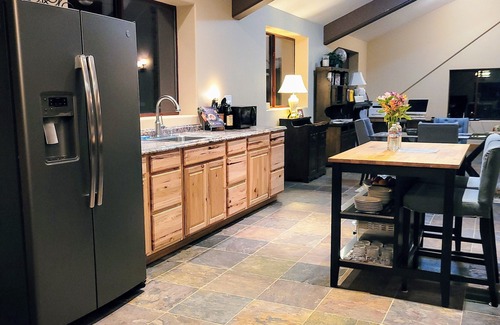 Cedar Ridge Apartamento | Luxury Mountain Loft- 1700 sqft only 4mi downtown Grass Valley and Nevada City