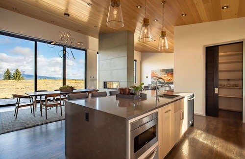 Jackson Hole Casa | Luxury Mountain Modern Home in Jackson Hole Wyoming. Grand Teton National Park.