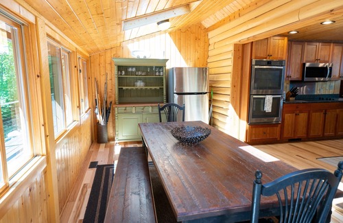 Hendersonville Cabina | Cabaña de montaña de lujo cerca de Asheville, Lake Lure y Hendersonville