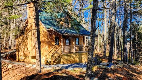 Marshall Casa | Luxury Mountain View Cabin Near Asheville NC