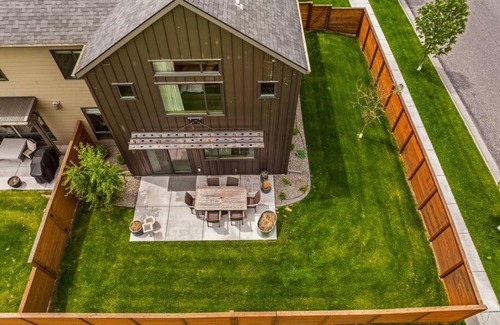 Bozeman Casa | Luxury Mountain View Townhome - Rosa Way North