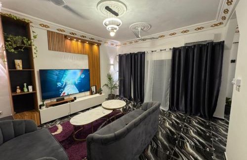 Tchaourou Apartamento | Luxury Nest