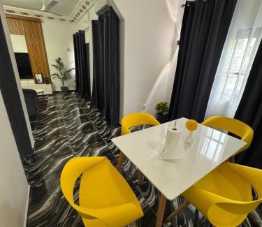 Tchaourou Apartamento | Luxury Nest