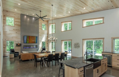 Crosslake Casa | Luxury New Build on Ox Lake