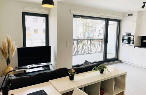 Beggen Apartamento | Luxury New Flat with Terrace & Parking
