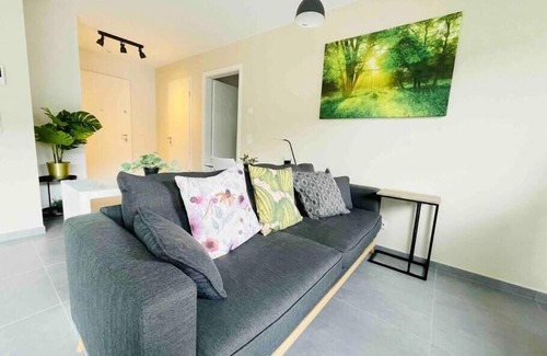 Beggen Apartamento | Luxury New Flat with Terrace & Parking
