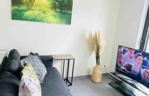 Beggen Apartamento | Luxury New Flat with Terrace & Parking