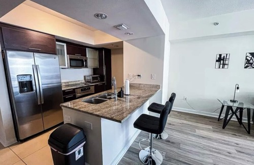 Tampa Apartamento | Luxury, New Stylish, Condo Downtown!