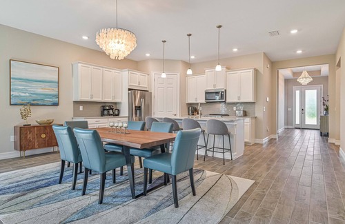 Naples Casa | Luxury Newly Built 3 Bedroom Plus Den Home with Pool/Spa