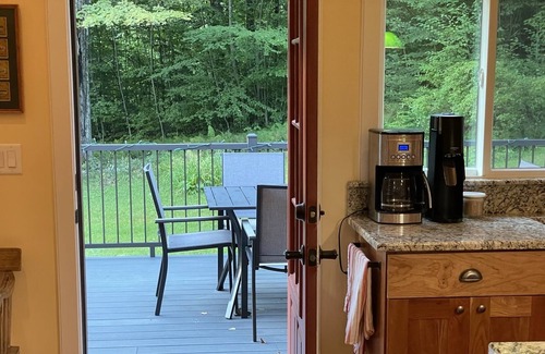 Williamsville Casa | Luxury Newly Renovated 3 Bedroom Home Close to Brattleboro and Mount Snow
