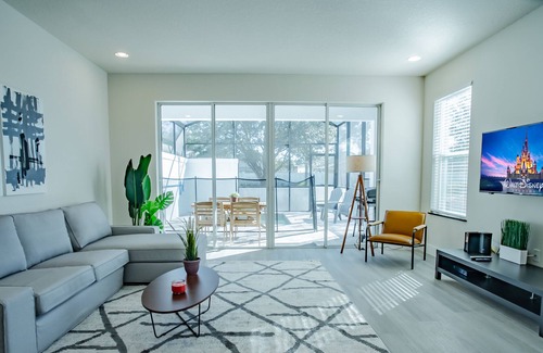 Silver Creek Casa | Modern 4BR th-Private pool/BBQ 20m 2 Disney - 17510 HF