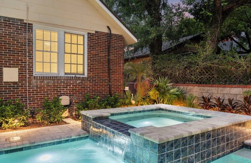 San Marco Casa | Luxury Oasis: Heated Pool, Spa, Hot Tub & Grill Patio