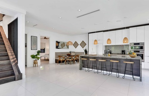 Colee Hammock Casa | Luxury OASIS of Las Olas -2 Story home w/ HOT TUB