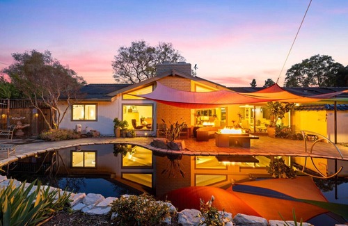Mount Helix Casa | Luxury Oasis with Pool & Pergola Dining