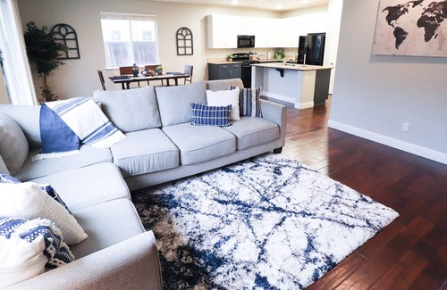 Fairfield Casa | Luxury Oasis with Private Cinema, Minutes from Napa Valley & Golf Courses