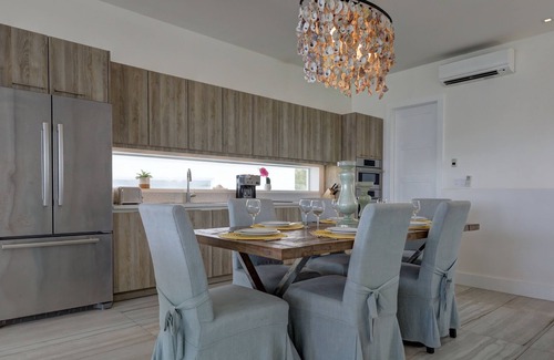 Jimmy Hill Villa | Villa de lujo con piscina al mar, jardín privado, patio y piscina en Gran Exuma