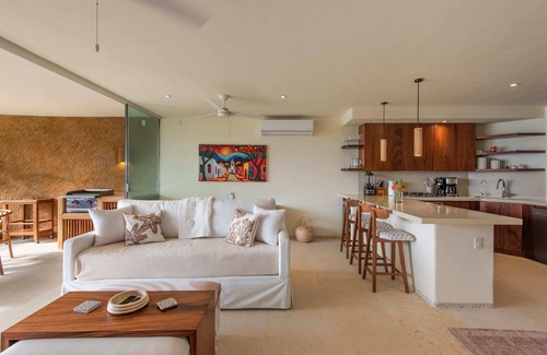 Playa Las Gatas Apartamento | Luxury Oceanfront Retreat at Armadillo Villas
