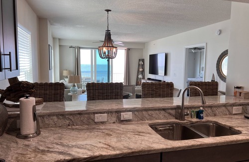 Ocean View Halifax Estates Condominio | Luxury Oceanfront Condo with Gorgeous Views in Daytona Beach Shores. 4BR, 3BA