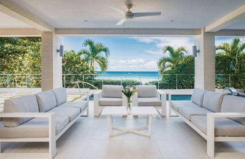 Old Trees Bay Apartamento | Condominio de lujo frente al mar con piscina - The Villa at The St. James (4 camas)