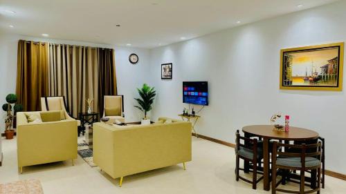 Lahore Apartamento | Luxury one bed Apartment in Penta Square DHA Lahore