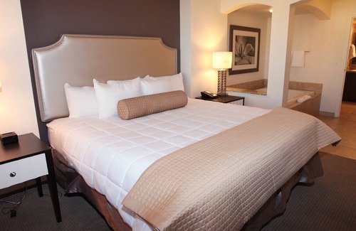 Enterprise Complejo | Luxury One Bedroom and One Bathroom Unit with Full Amenities