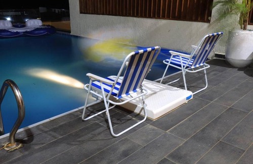 Oshien Apartamento | Luxury one bedroom apartment with pool