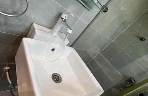 Oshien Apartamento | Luxury one bedroom apartment with pool