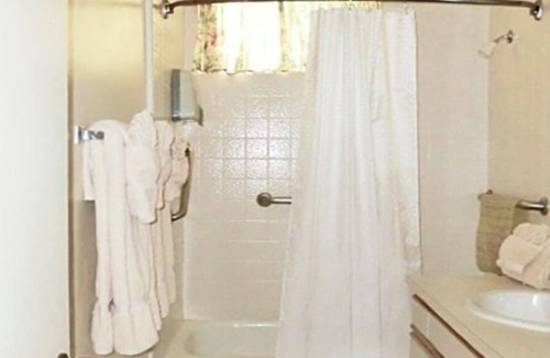 Deep Well Ranch Complejo | Luxury one bedroom and one bathroom unit with full amenities