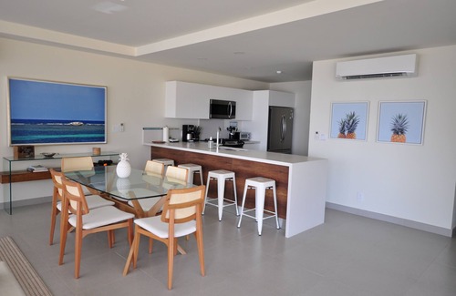 Las Escobas del Venado Apartamento | Luxury Beachfront condo Playa Venao