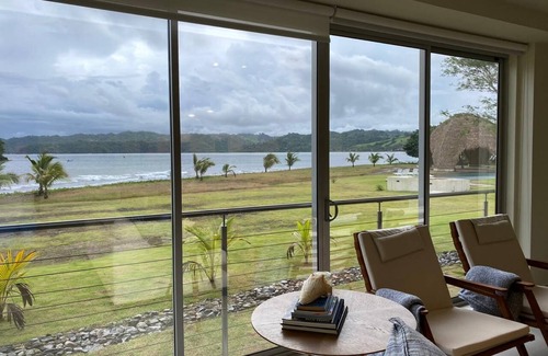 Las Escobas del Venado Apartamento | Luxury Beachfront condo Playa Venao