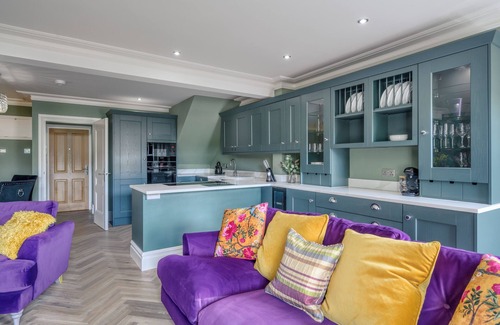 Cirencester Apartamento | Luxury Painswick apartment close to pubs, cafes, shops, Cirencester, Cotswolds