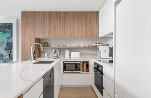 Palm Beach Apartamento | Luxury Palm Beach 1 BDR in The Village