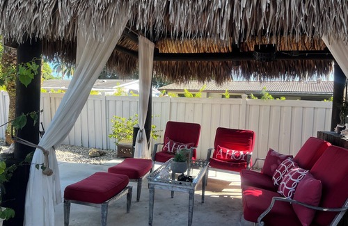 Ludlam Apartamento | 🌺Luxury Paradise: Tropical Post-Op Style Edition 🌺