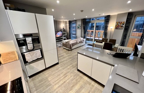 Peninsula Apartamento | Luxury Penthouse 5* sleeps 9 with parking