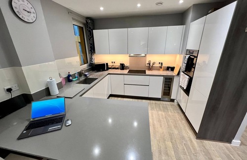 Peninsula Apartamento | Luxury Penthouse 5* sleeps 9 with parking