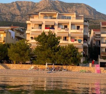 Tucepi Apartamento | Luxury Penthouse Adriatic Blue - On the beach