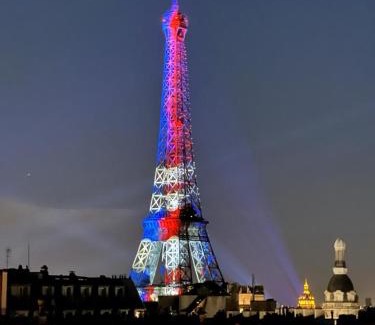 Passy Apartamento | Luxury Penthouse Rooftoop Eiffel Tower view - EM02
