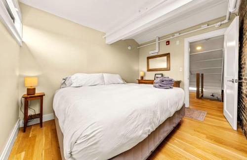 Old Port Casa | Luxury Penthouse Steps from Downtown Portland