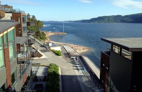 Sande Apartamento | Ático de lujo con magníficas vistas a la bahía por el fiordo de Oslofjord